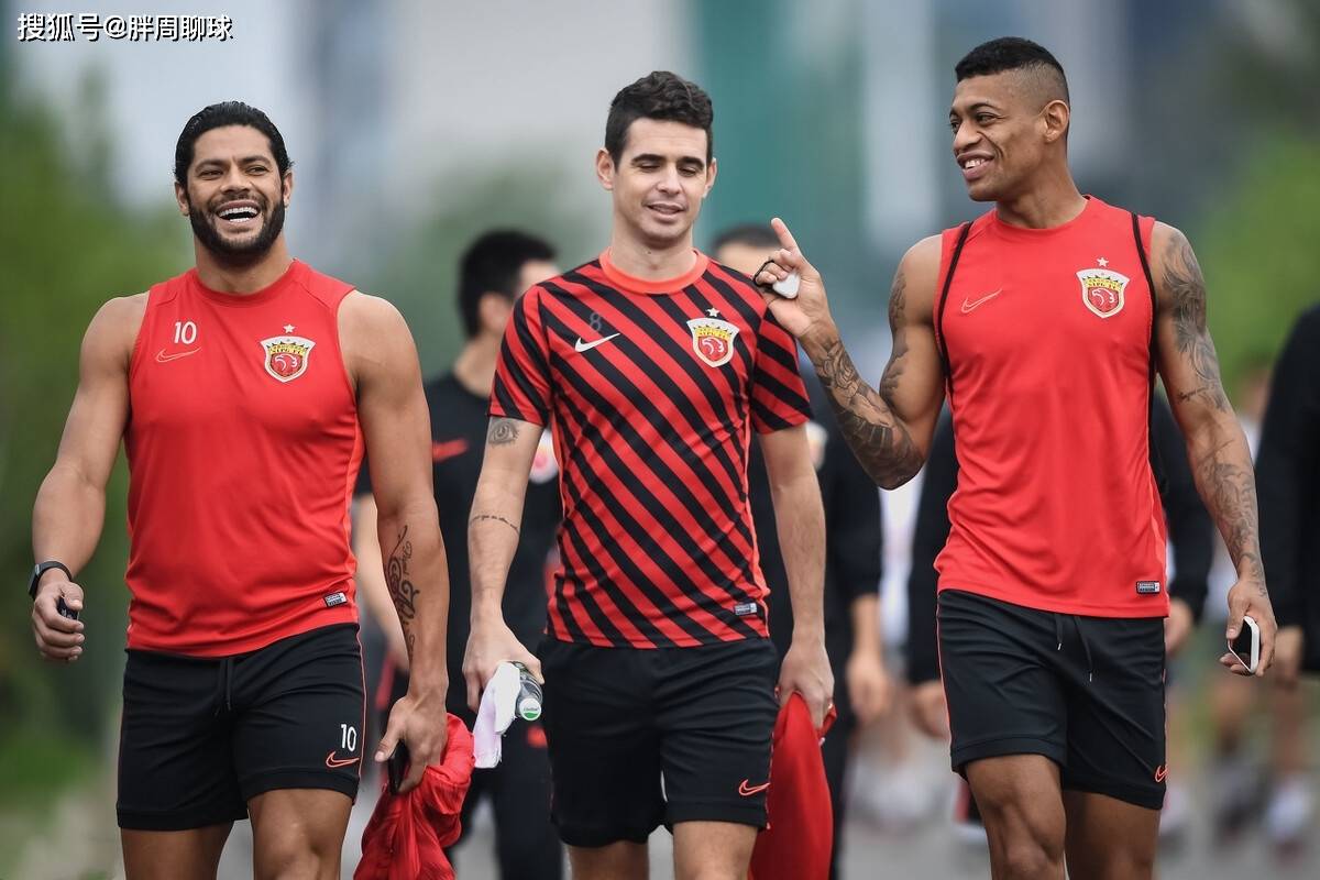 欧联窗口期走向成谜，上海申花遗憾出局，悬念犹存，年轻球员得到机会