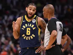 今晚突围战来临，布鲁克林篮网围绕荷甲战术微调，压力陡增，纪律约束更严格